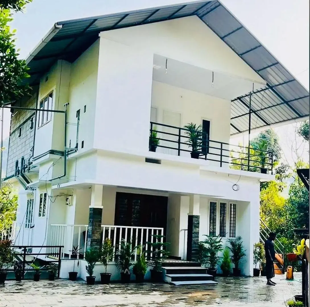 Wilderstay Resort contacts